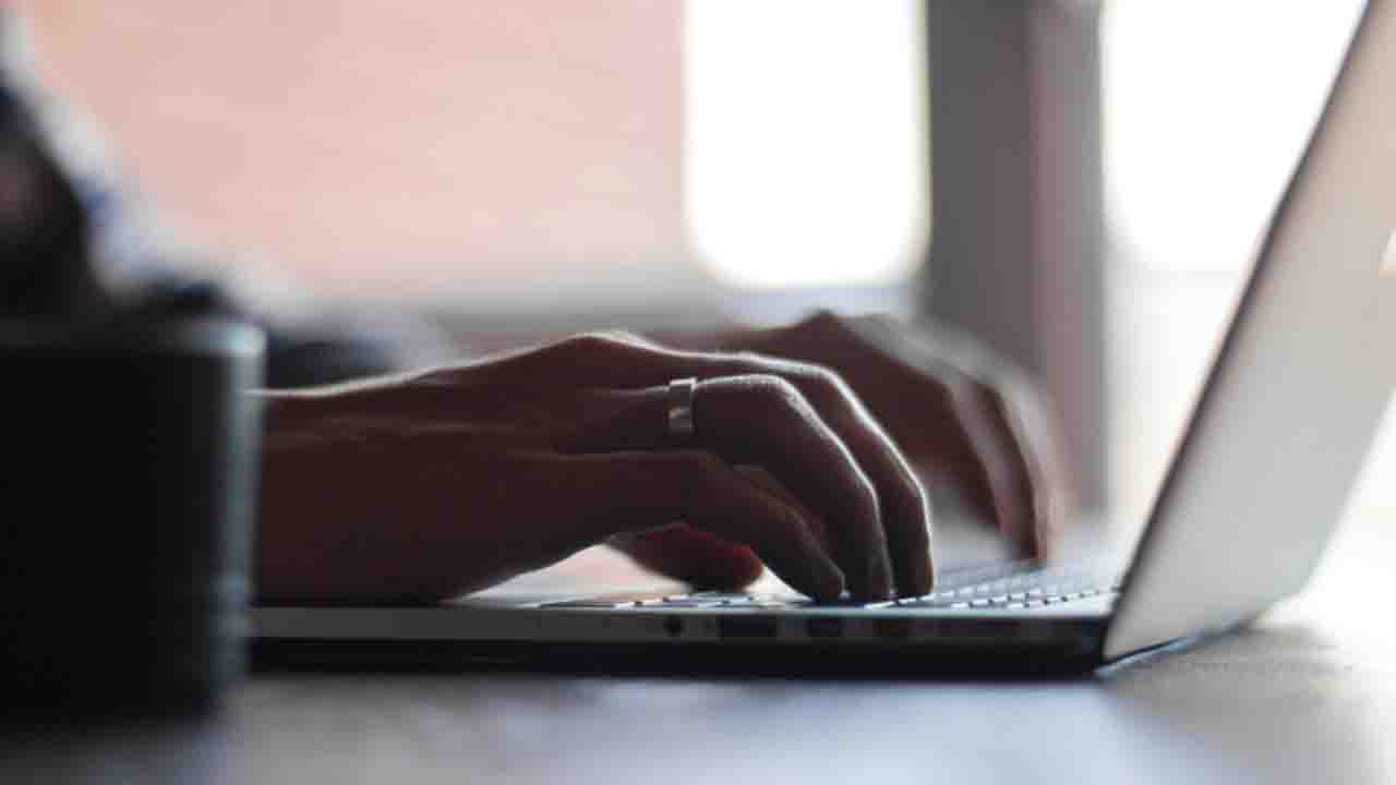 Rising Demand for Ghostwriting in the Digital Content Era