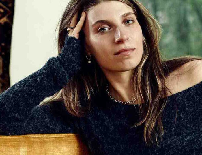 Zoe Dubno Unveils